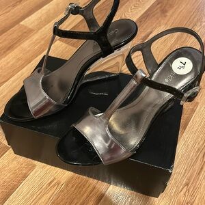 Calvin Klein size 7 1/2 wedge shoes